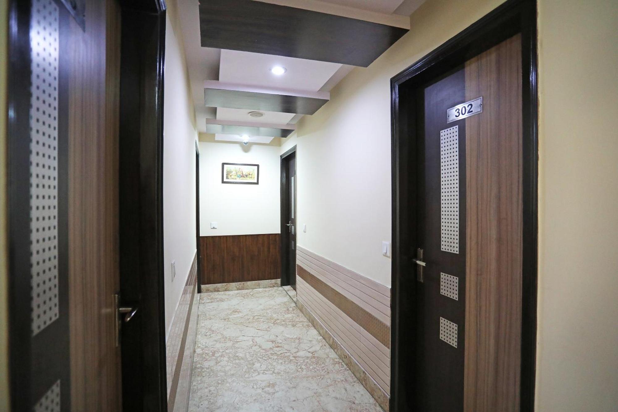 דלהי Oyo Hotel Vedas Heritage מראה חיצוני תמונה