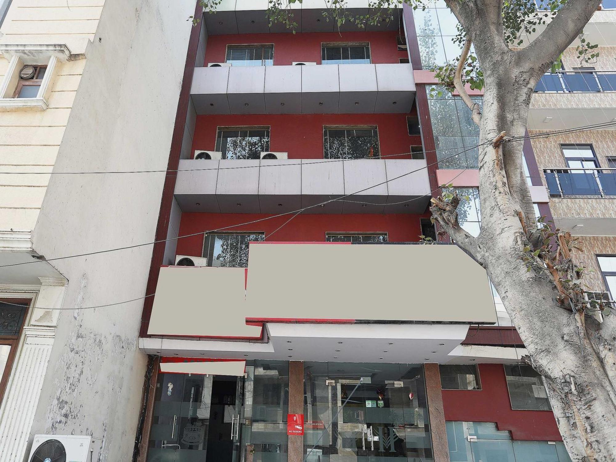 דלהי Oyo Hotel Vedas Heritage מראה חיצוני תמונה