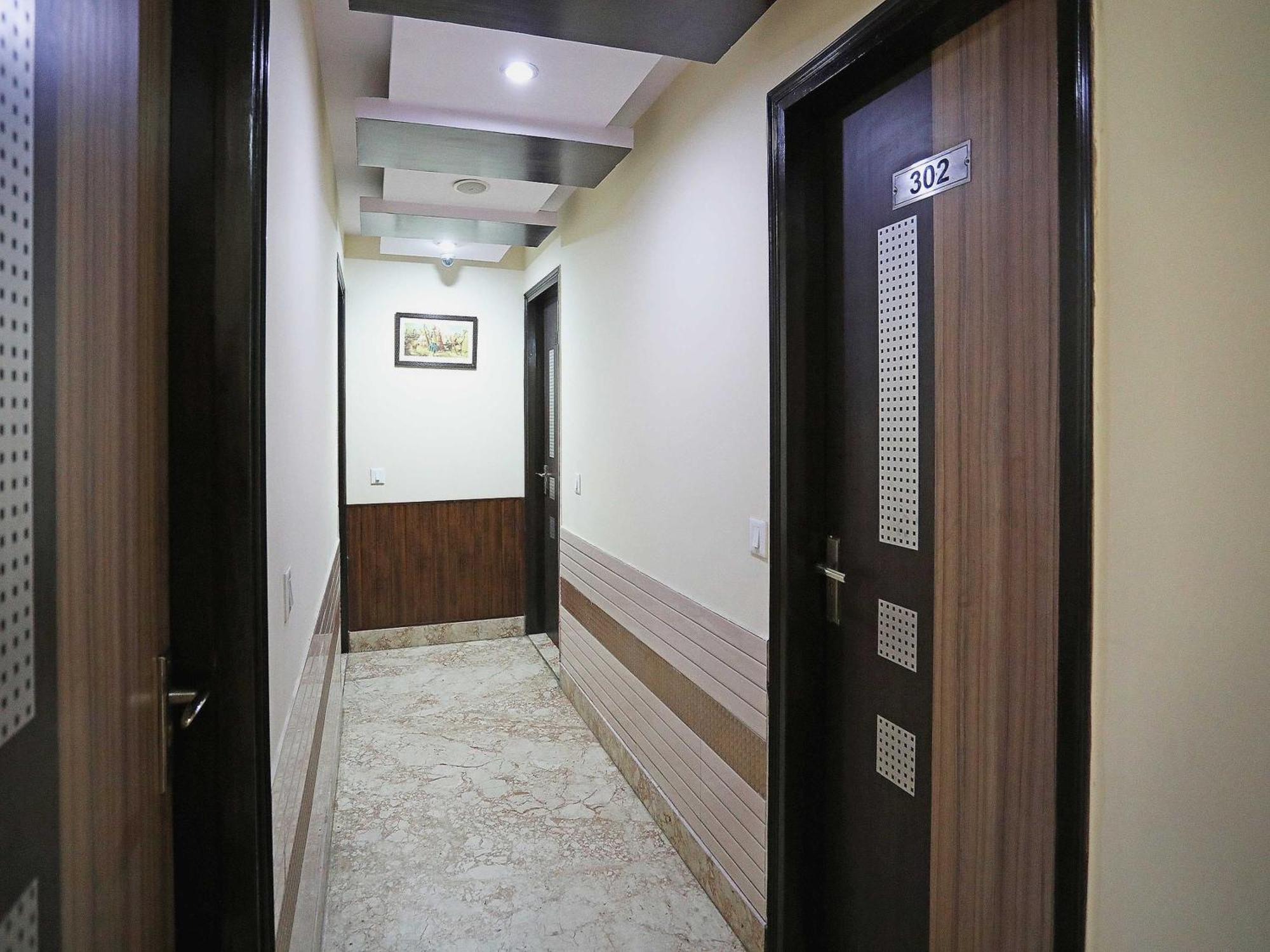 דלהי Oyo Hotel Vedas Heritage מראה חיצוני תמונה