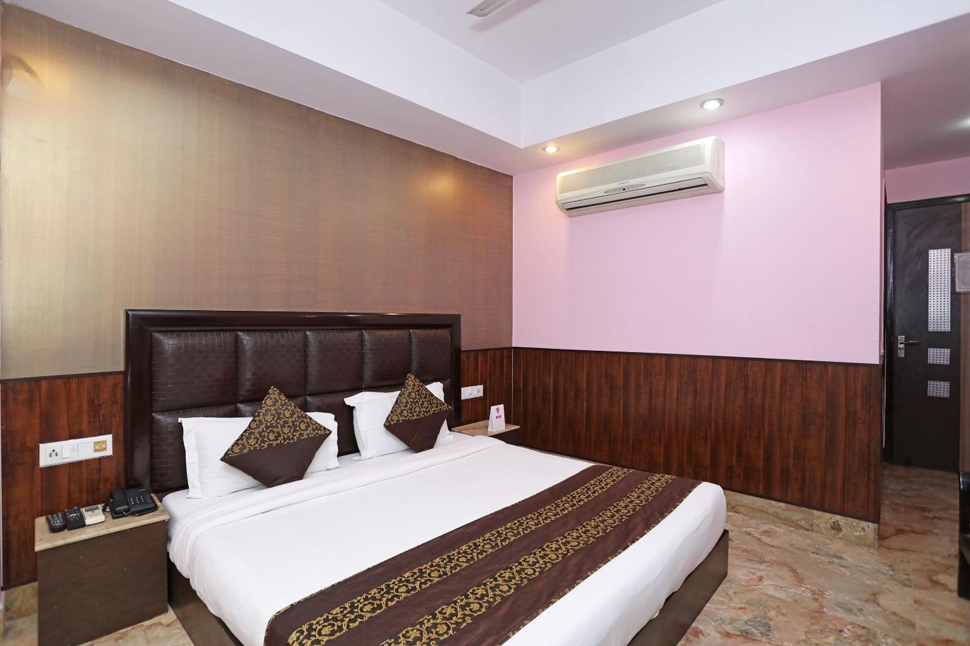 דלהי Oyo Hotel Vedas Heritage מראה חיצוני תמונה